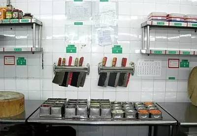 警惕餐饮业“3C管理”背后的管理异化陷阱